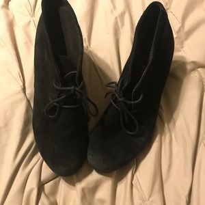 Clark’s Black Wedges